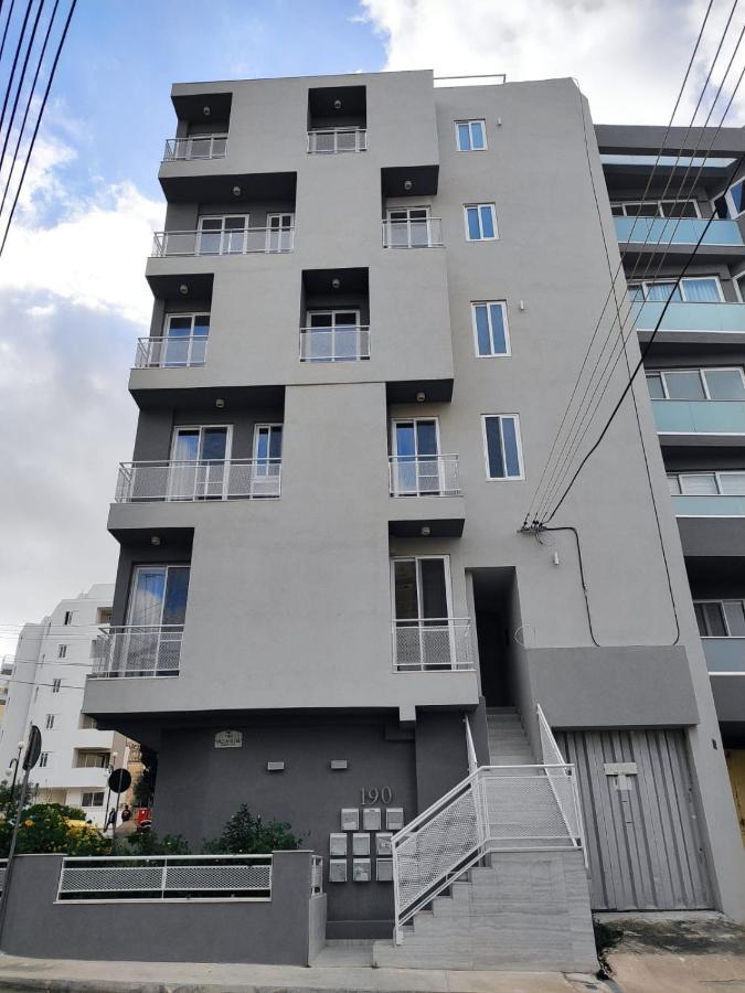Spacious And Tastefully Furnished 2 Bedroom Ddif1-3 Apartment Gzira